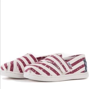 Toms: Fourth of July Flag Shoes Size 6/11 - NWT